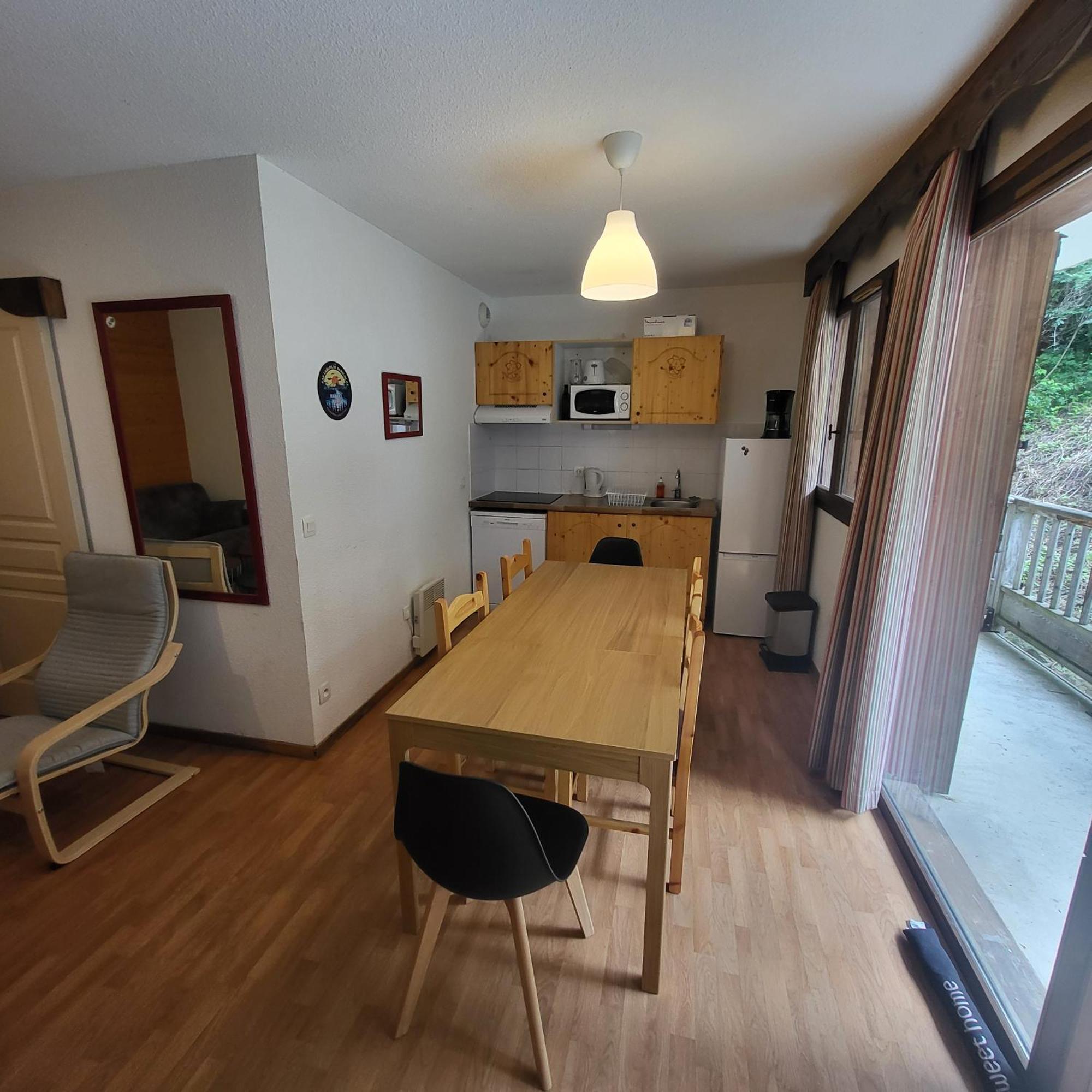 Appartements 3 Vallees, Piscine Et Sauna Orelle Exterior photo